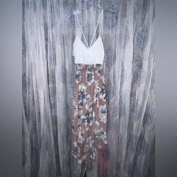 Dresses & Skirts - Beautiful Dress